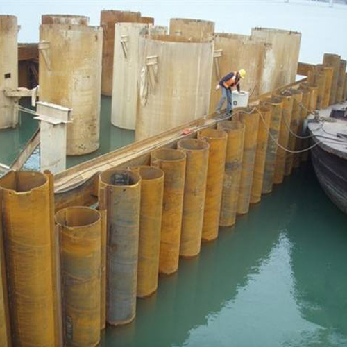 唐山钢护筒现场安装